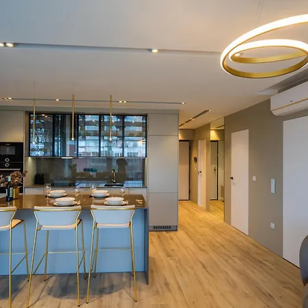 Myflat Coral 61 Luxury