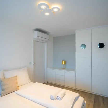 Myflat Coral 61 Luxury Lägenhet Siófok