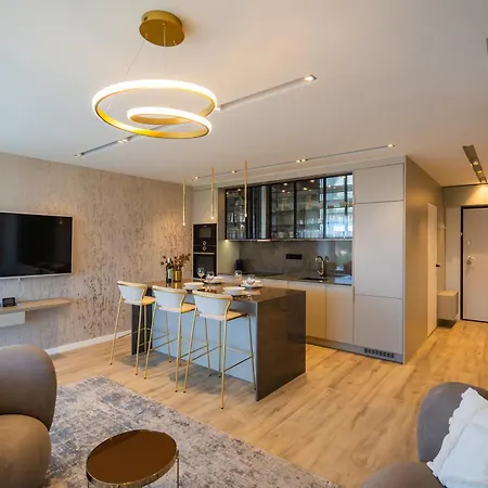 Myflat Coral 61 Luxury Apartment