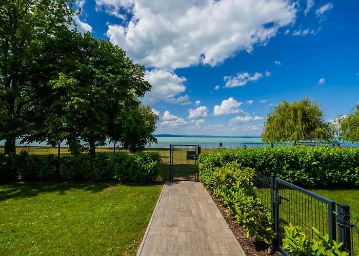 Myflat Coral 61 Luxury